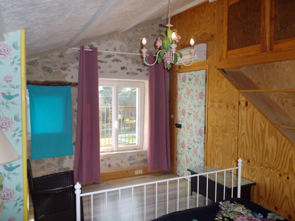 Vallon-Pont-dʼArc Chambres D'Hote Les Jardins De Prasserat מראה חיצוני תמונה